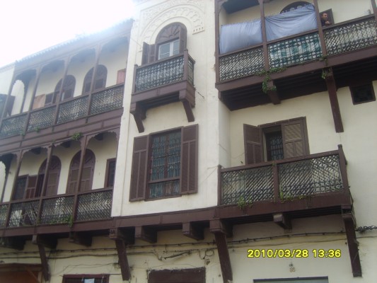 S8300436.JPG